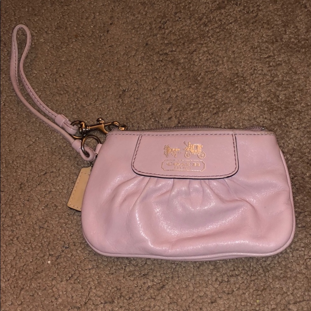 Like new! Lavender leather Coach wristlet
